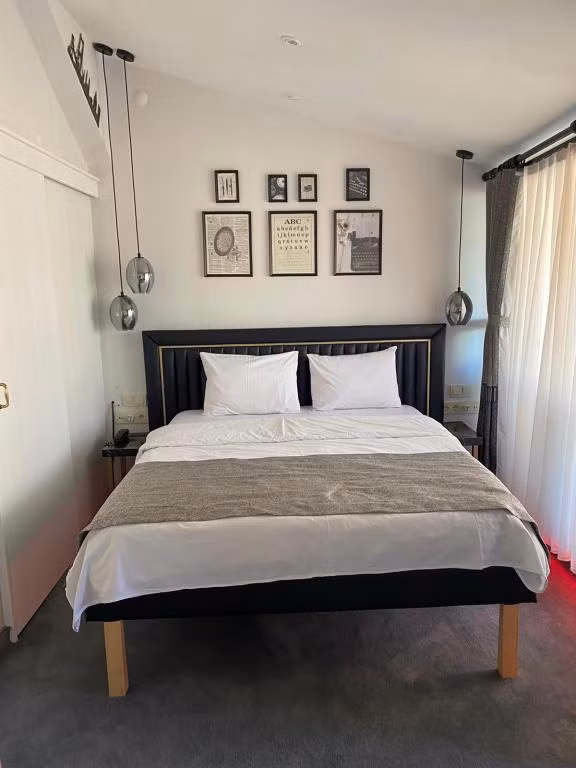 Corner Hot Hotel — 5