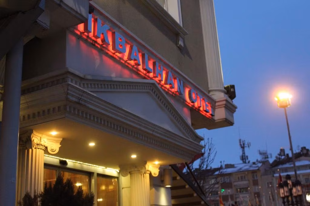 İkbalhan Otel