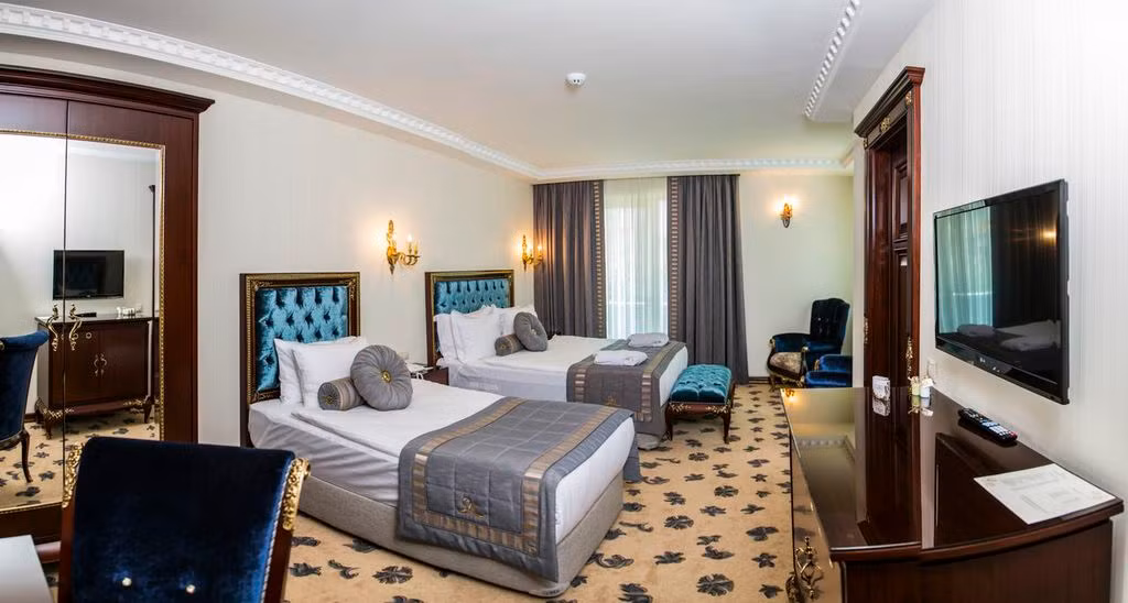 Cassiel Hotel — 8