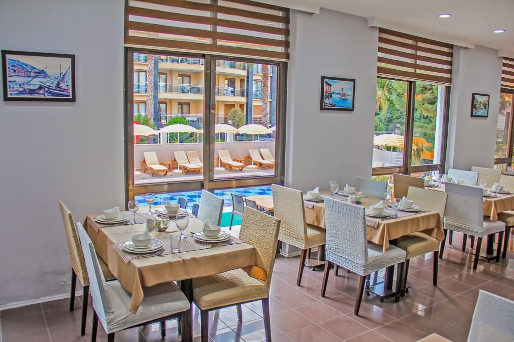 Yaman Life Hotel — 9