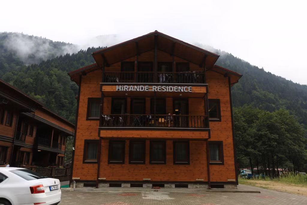 Hirande Otel — 2