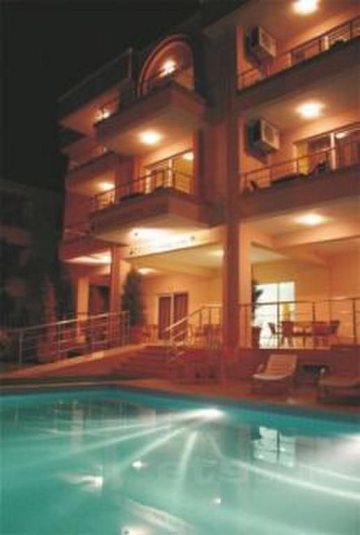 Zeytin Apart Otel Çeşme — 5