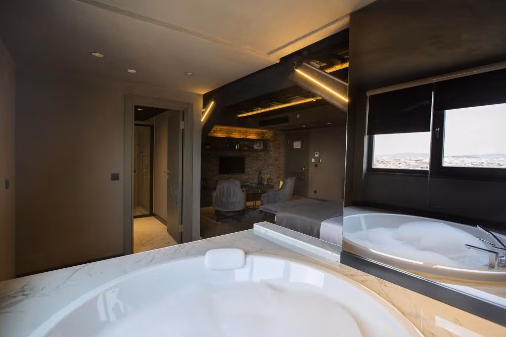 Cityloft 81 — 9