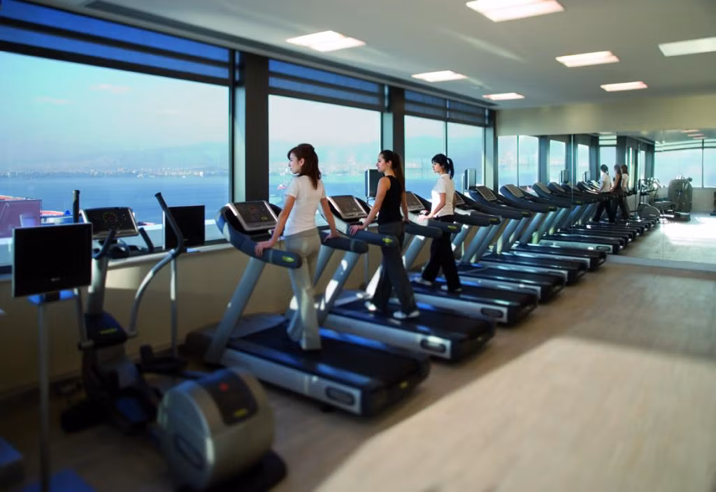 Mövenpick Hotel İzmir — 9