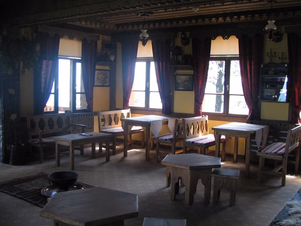 Zümrüd-ü Anka Otel — 5