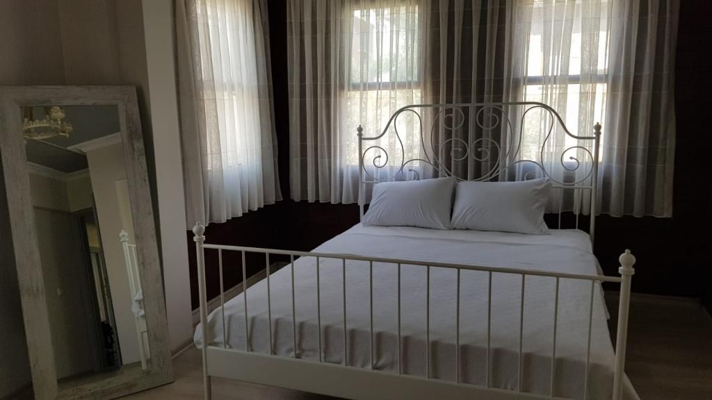 QueenBee Hotel Selçuk — 2