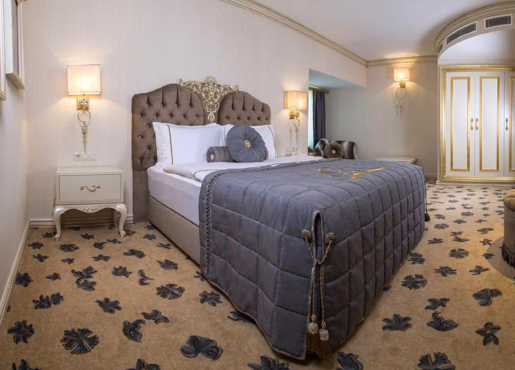 Cassiel Hotel — 9