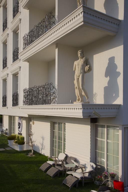 Cella Boutique Hotel & Spa  — 4