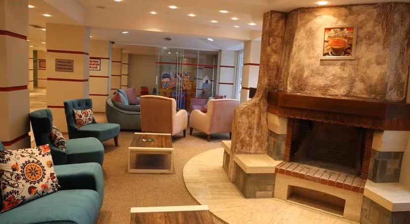 Oylat Kaplıcaları Çağlayan Otel — 4