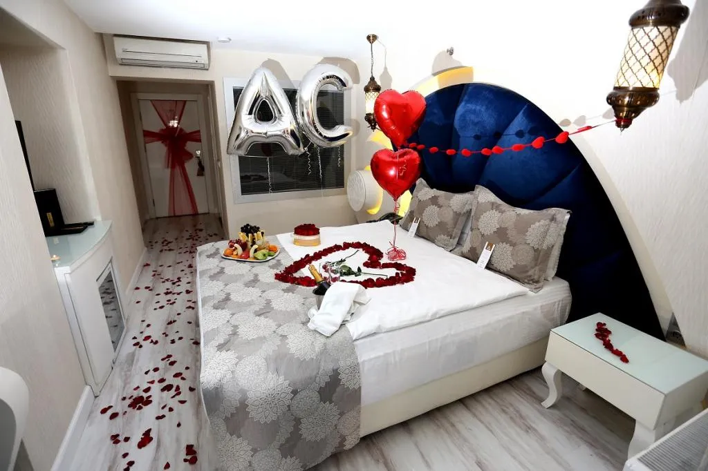 Demonti Otel — 7