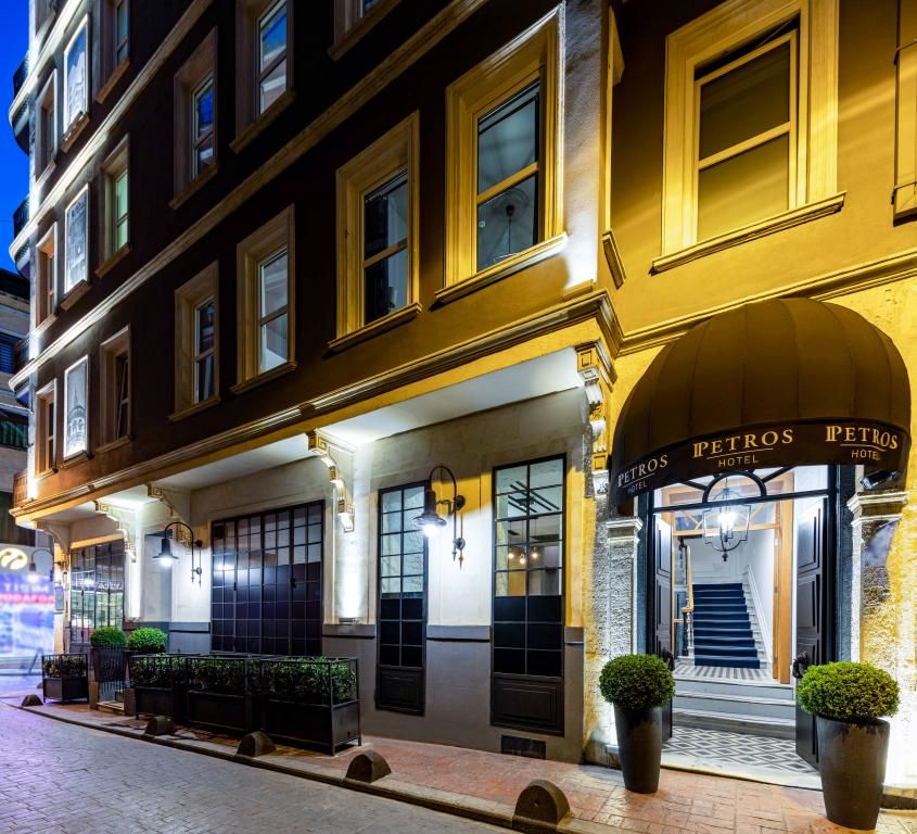Petros Hotel — 4