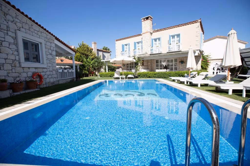 Panda Alaçatı Otel — 3
