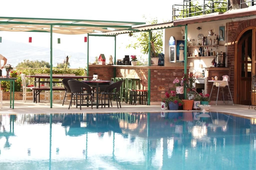 Ayvalık Tunç Otel — 9