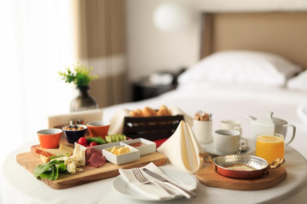 Doubletree by Hilton Airport İzmir — 5