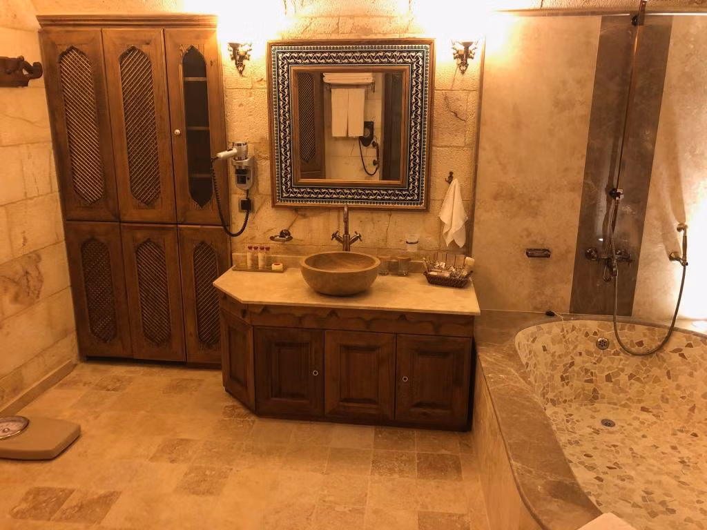 Kayakapı Premium Caves Cappadocia — 9