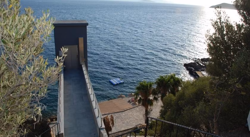 Vega Aparts Hotel — 2