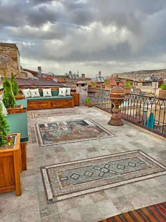 Caftan Cave Suites — 9