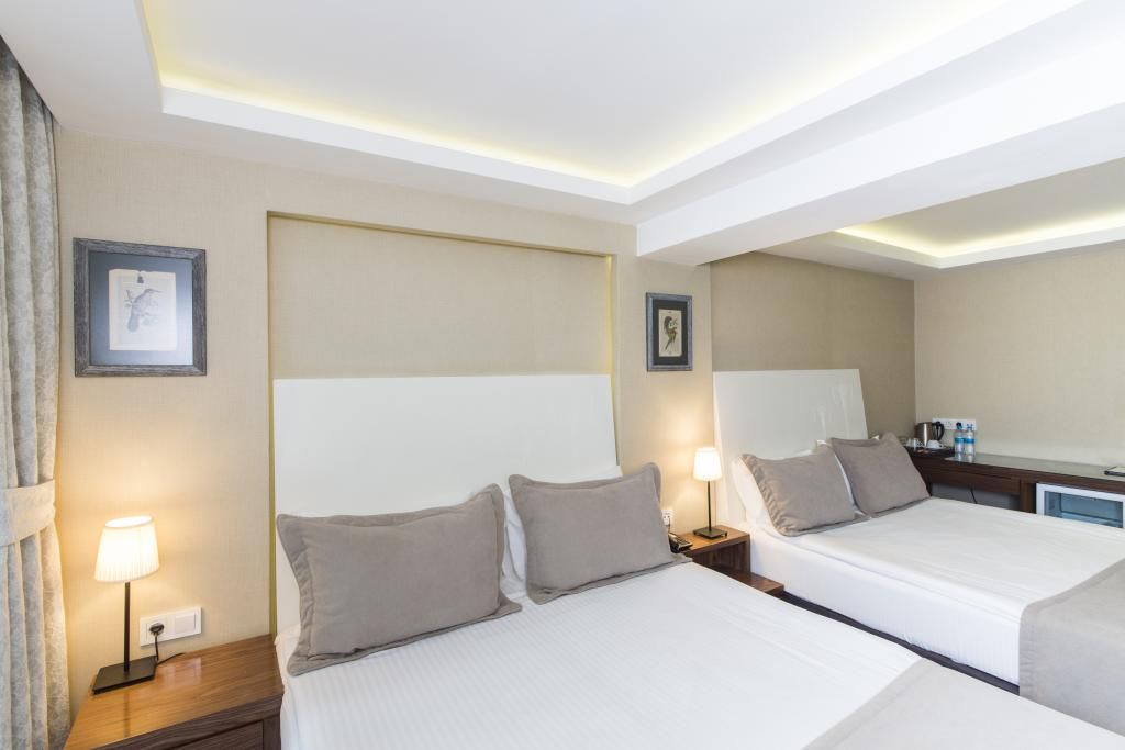 Aston Hotel — 5
