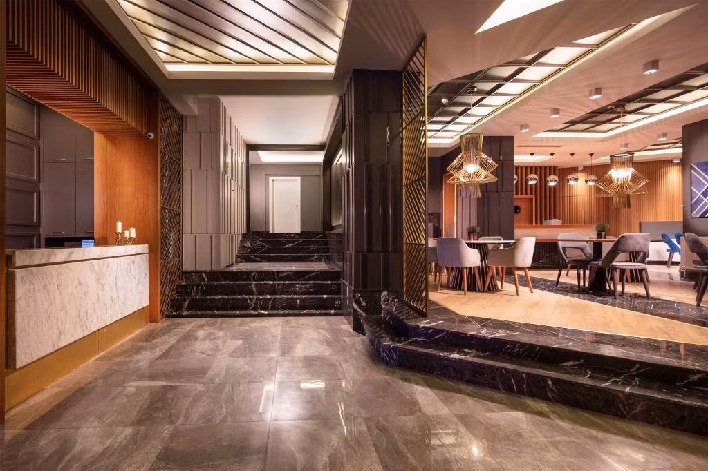 B Loft Hotel — 2