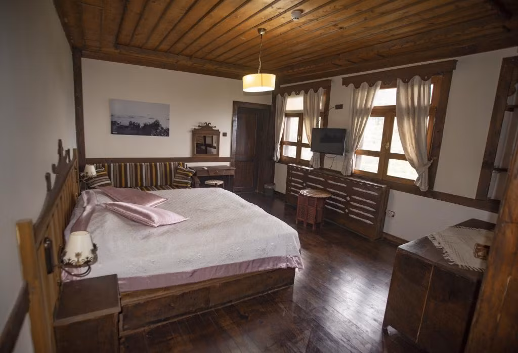 Zümrüd-ü Anka Otel — 9
