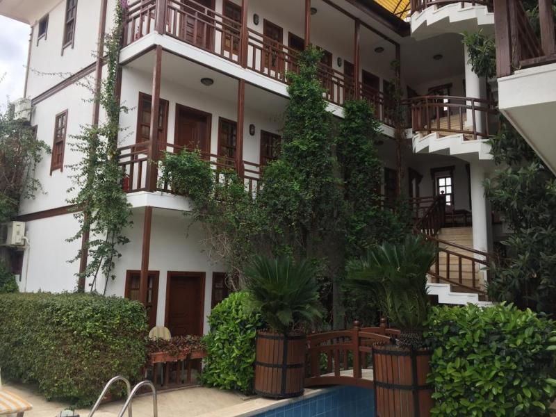 Karyatit Hotel Kaleiçi - 4