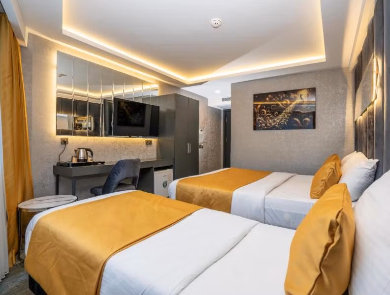 216 Silver Suite