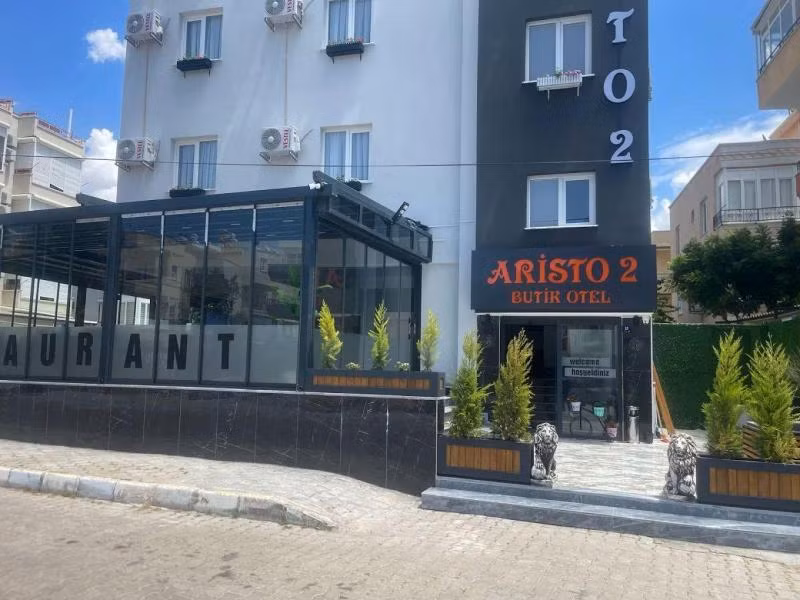 Aristo 2 Otel