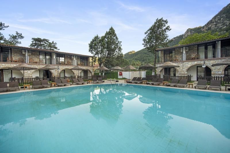 Alados Otel - 2
