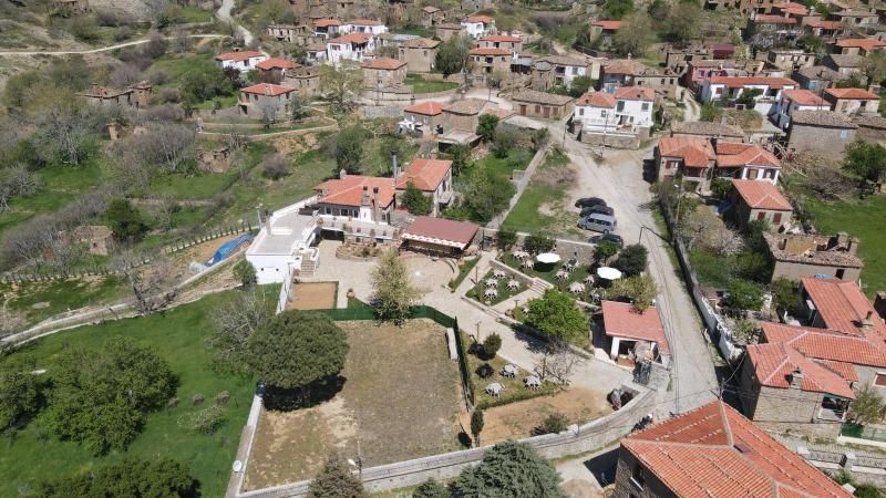 Areto Konak Otel (+15 ) — 2