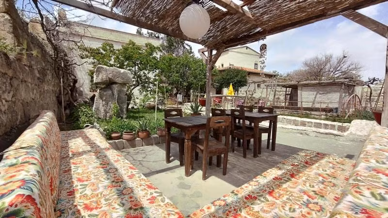 Armesos Cave Hotel — 8