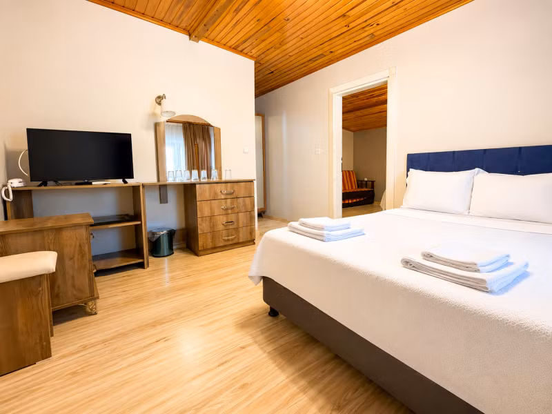 Assos Kadırga Otel — 9