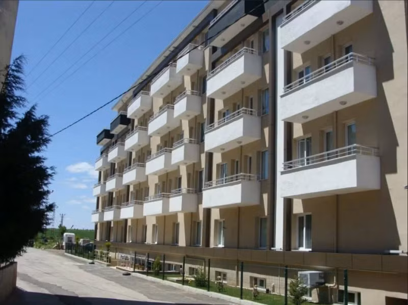 Ata Deluxe Hotel
