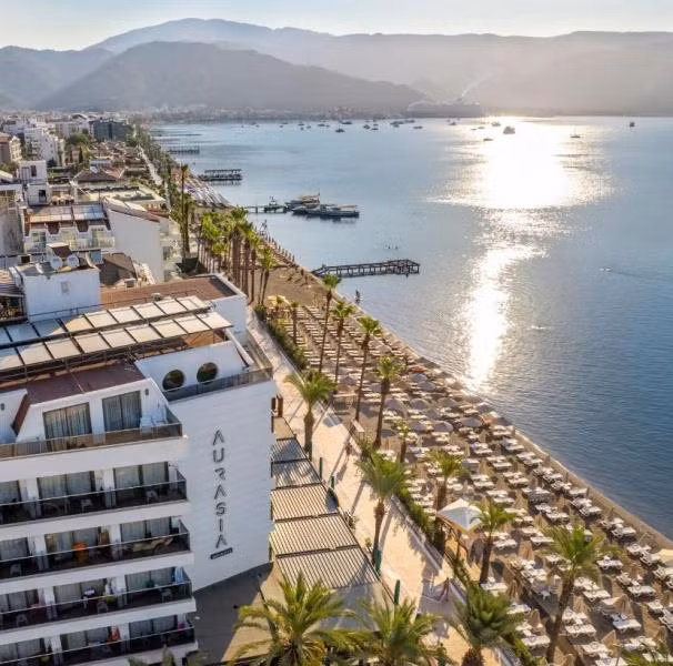 Aurasia Beach Hotel