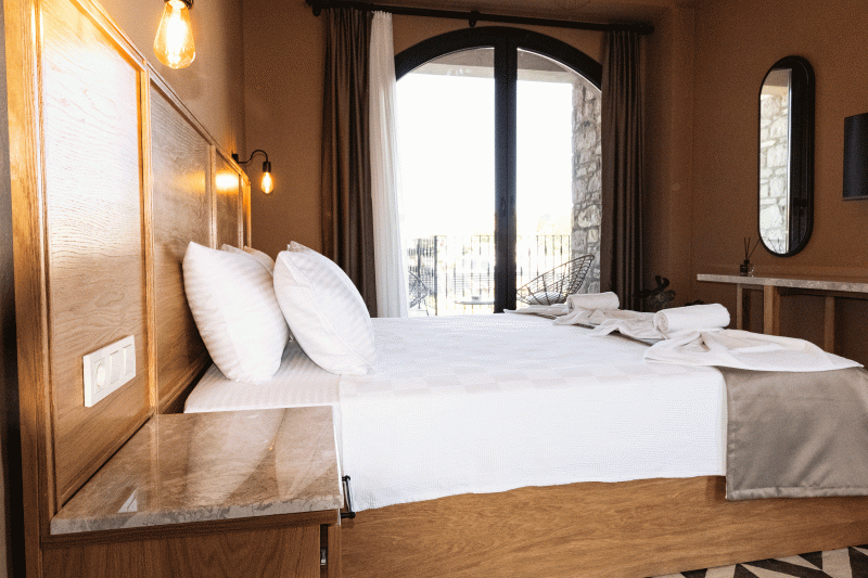 Ayvalık Küçükköy Larinda Otel — 8