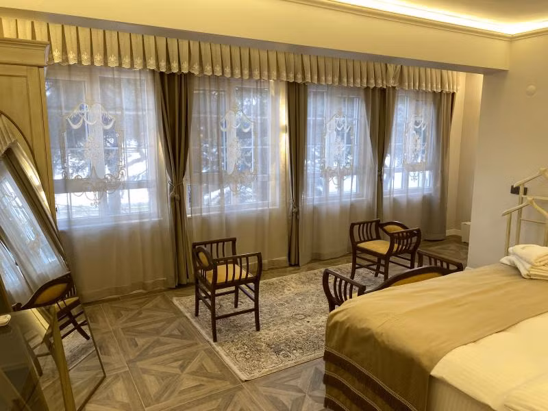 Aşiyan Yalısı — 8