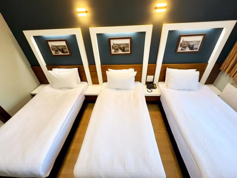 Berlitz Hotel - 1