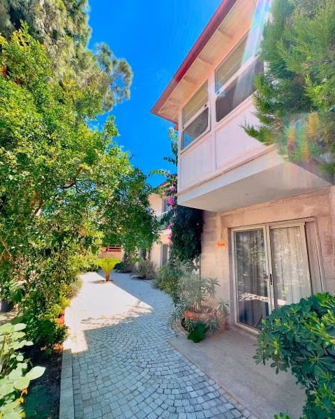 Bademli Garden Suit