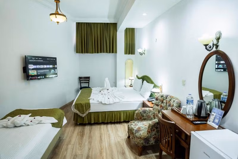 Basileus Hotel