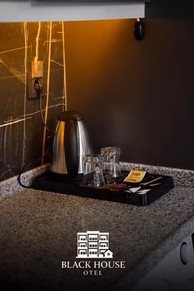 Black House Otel — 4