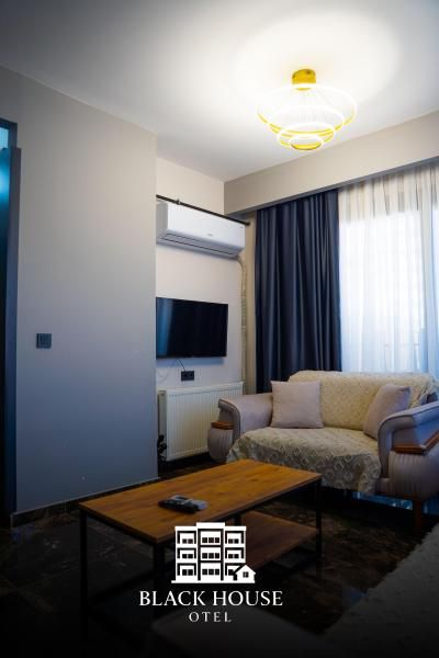 Black House Otel — 6
