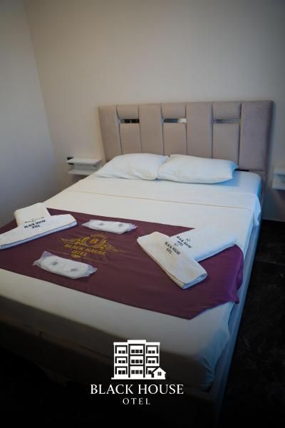 Black House Otel — 8