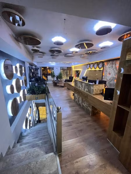 Black Lake Otel — 3