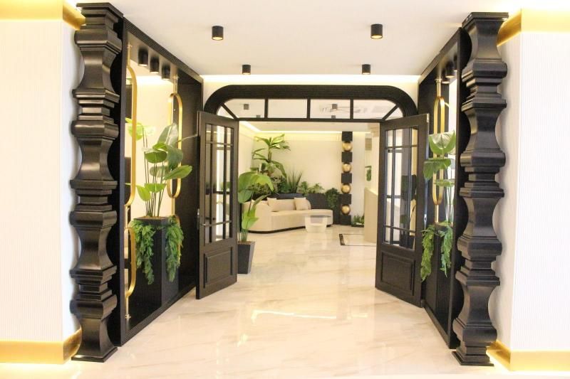 BLESS YOU HOTEL — 6