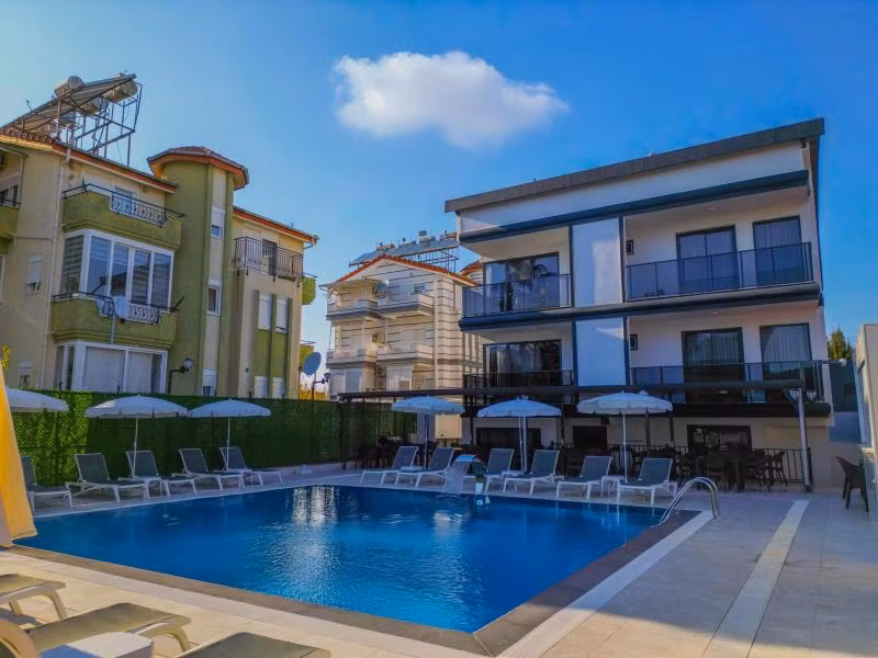 Blue Serenity Hotel +16 - 2