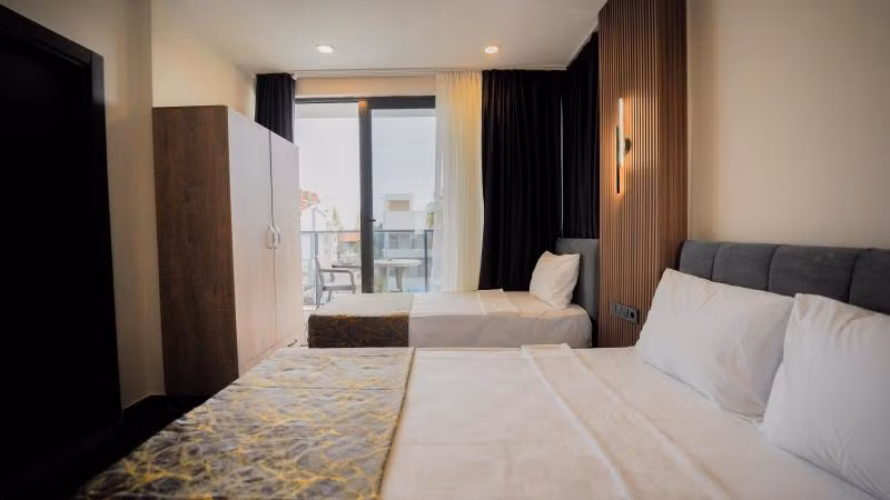 Blue Serenity Hotel +16 - 3