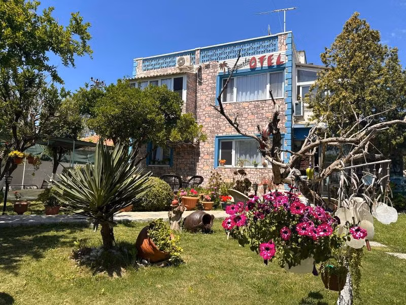 Bonjourla Otel