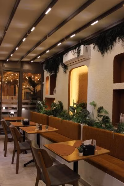 Bonnie City Hotel - 4