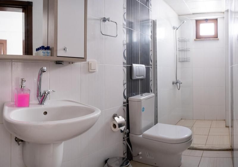 Bozcaada Albatros Otel — 5