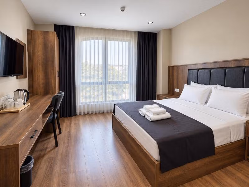 Bzn Airport Hotel — 8