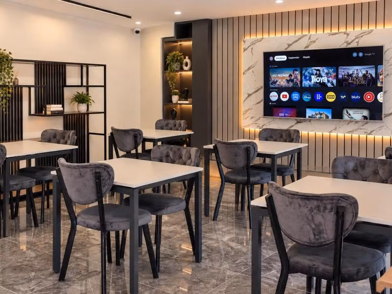 Bzn Airport Hotel — 5